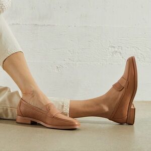 🛑sold🛑VIONIC SELLAH Leather Loafers - Slip-ons - Arch Support Size 9.5